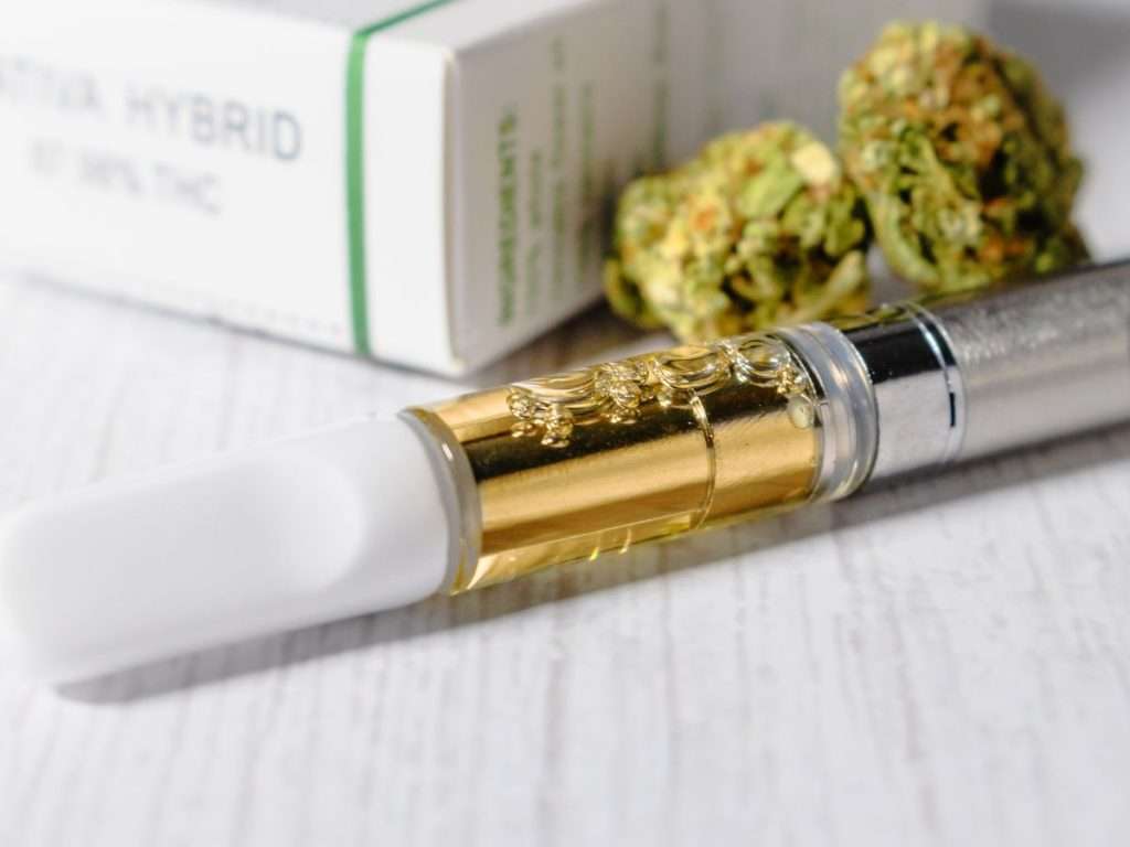 thca vs delta 9 - % 8 Safety and Side effects
